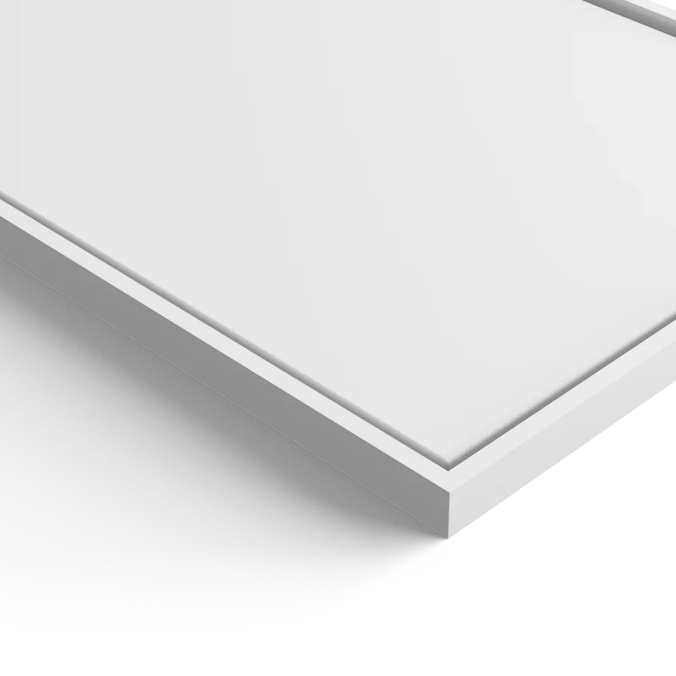 framed-canvas-02-closeup-blank-frame-white