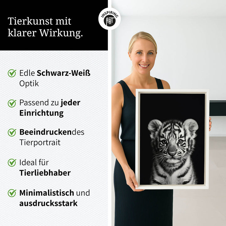 Leinwandbild: Tierporträt junger Tiger "Zuko" in Schwarz-Weiß