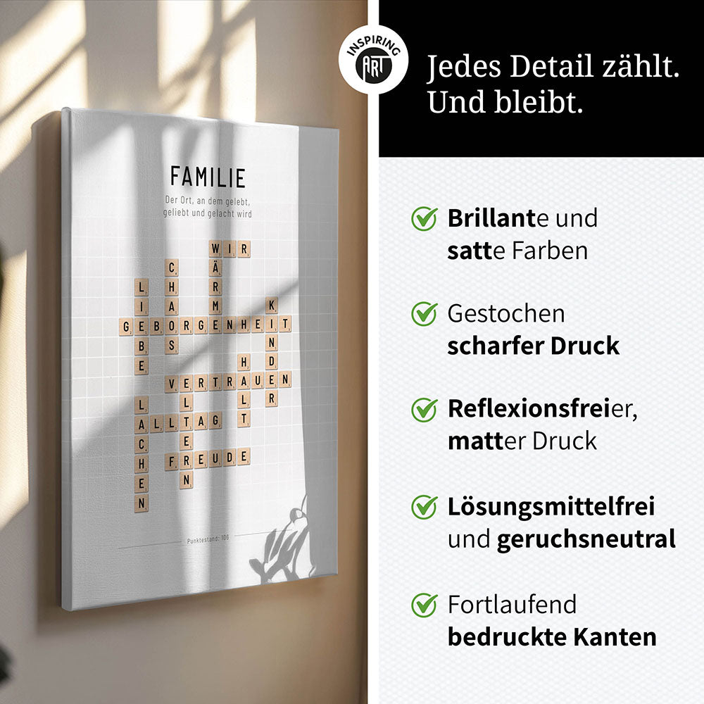 Familie - Crossword-Wandbild - Leinwand Weiss im Hochformat - Scrabble Design