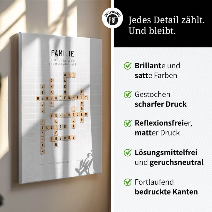 Familie - Crossword-Wandbild - Leinwand Weiss im Hochformat - Scrabble Design